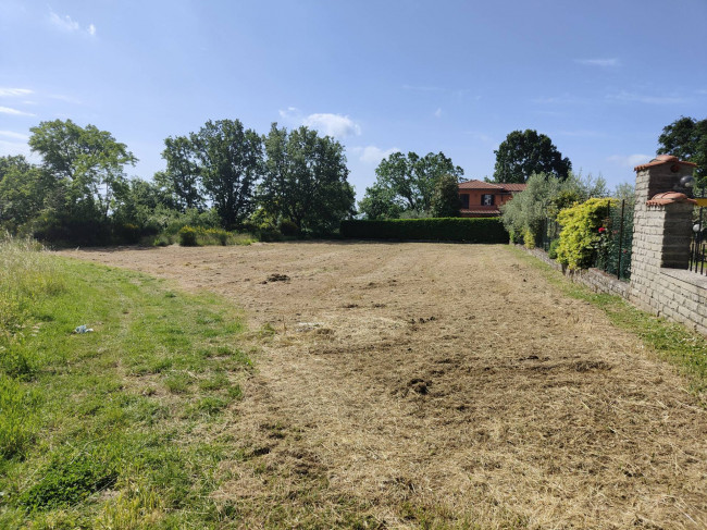Terreno edificabile in vendita a Soriano nel Cimino
