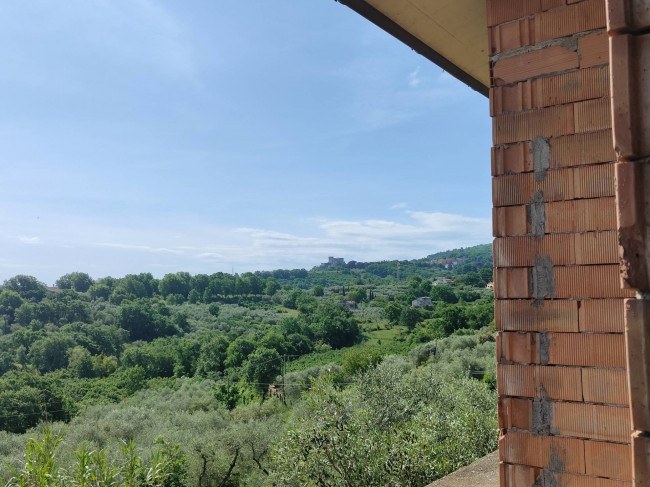 Casa singola in vendita a Soriano nel Cimino