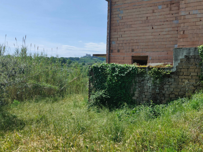 Casa singola in vendita a Soriano nel Cimino