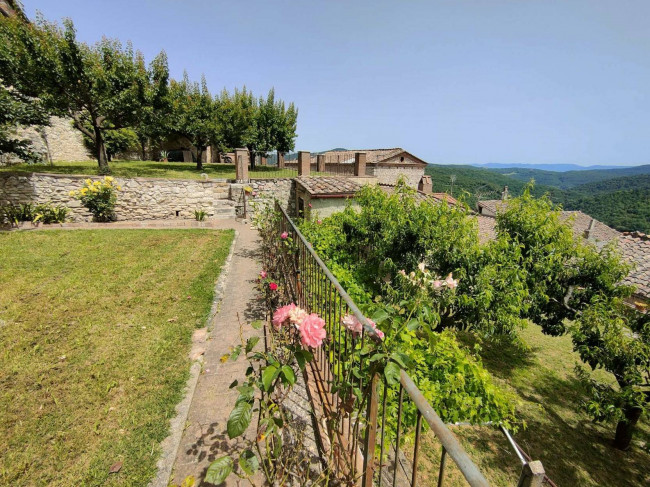 Palazzo Nobiliare in vendita a Amelia