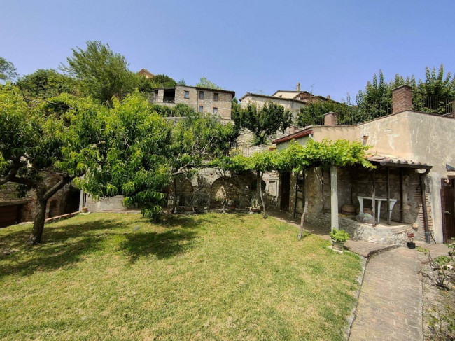 Palazzo Nobiliare in vendita a Amelia