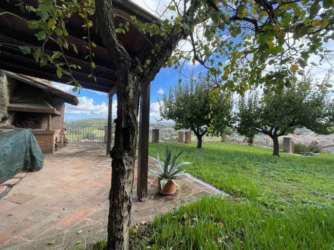 Palazzo Nobiliare in vendita a Amelia