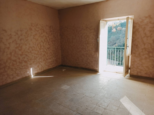 Appartamento in vendita a Soriano nel Cimino