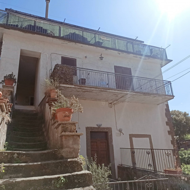 Appartamento in vendita a Soriano nel Cimino