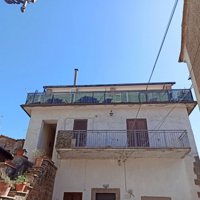 Appartamento in vendita a Soriano nel Cimino