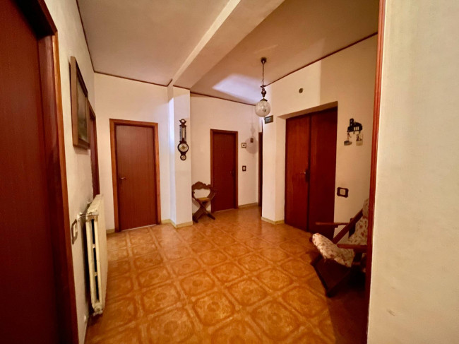 Appartamento in vendita a Vasanello