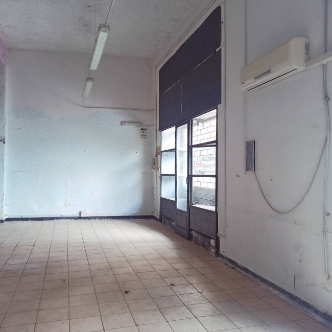 Locale commerciale in affitto a Soriano nel Cimino