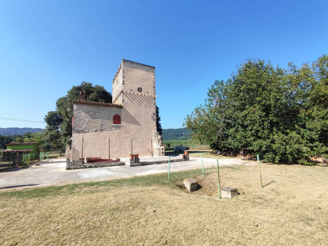 Rustico in vendita a Orte