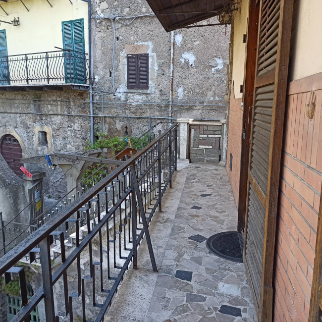 Appartamento in vendita a Canepina