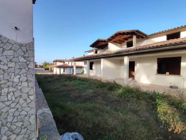 Villette a schiera in vendita a Vasanello