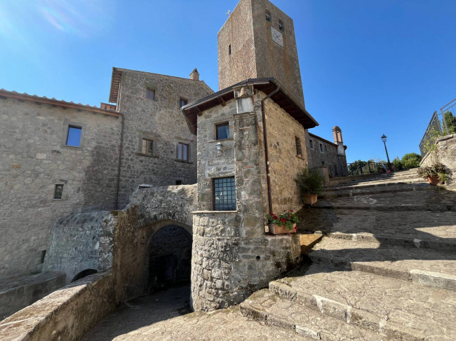 Appartamento in vendita a Bassano in Teverina