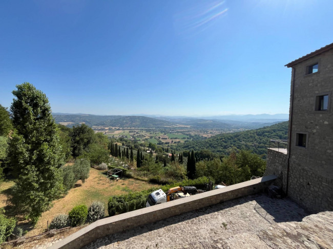 Appartamento in vendita a Bassano in Teverina