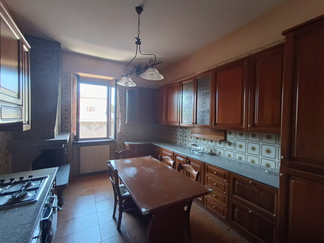 Appartamento in vendita a Viterbo