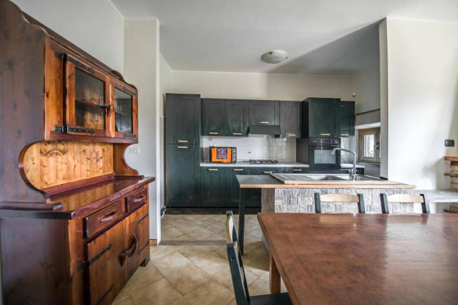 Appartamento in vendita a Bassano in Teverina