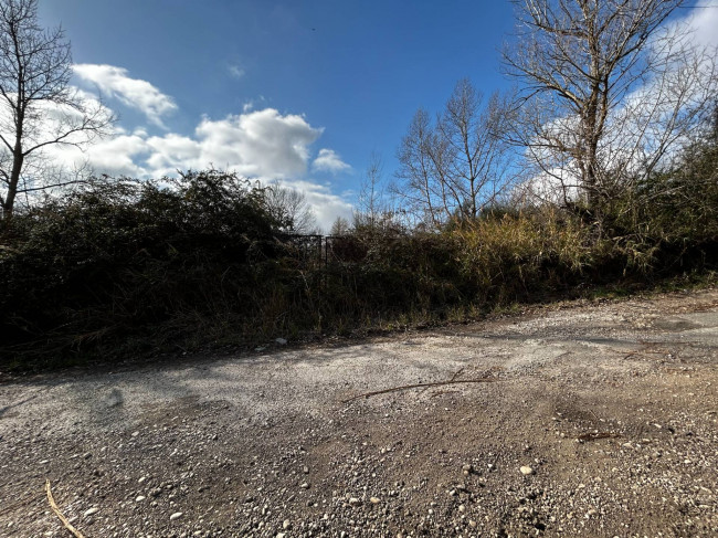 Terreno edificabile in vendita a Orte