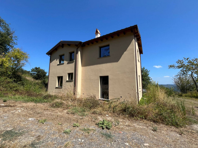 Rustico in vendita a Bassano in Teverina