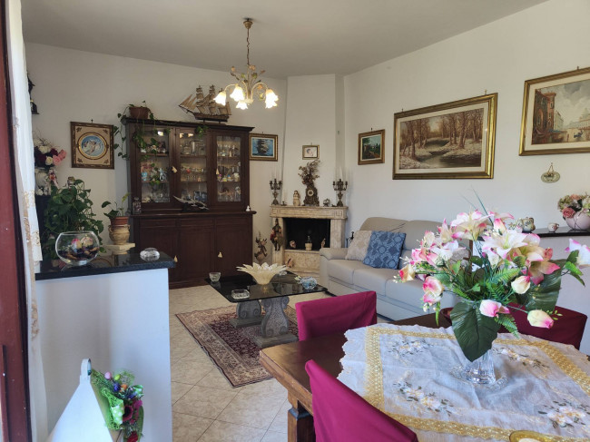 Appartamento in vendita a Vignanello