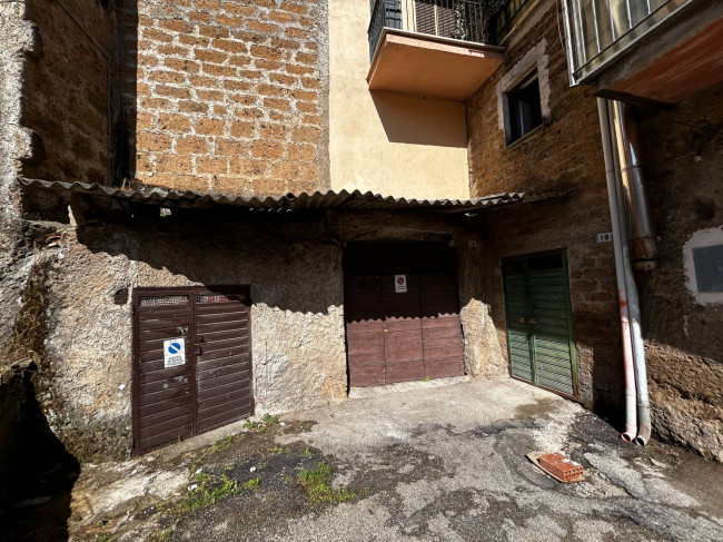 Box o garage in vendita a Vasanello