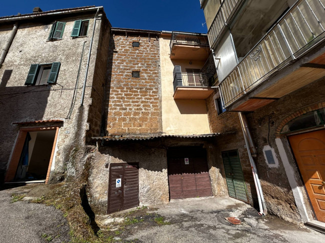 Box o garage in vendita a Vasanello