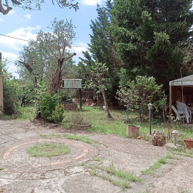 Rustico in vendita a Soriano nel Cimino