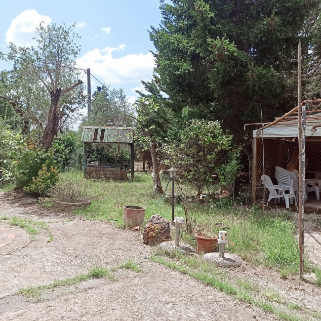 Rustico in vendita a Soriano nel Cimino