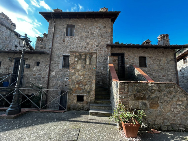 Appartamento in vendita a Bassano in Teverina