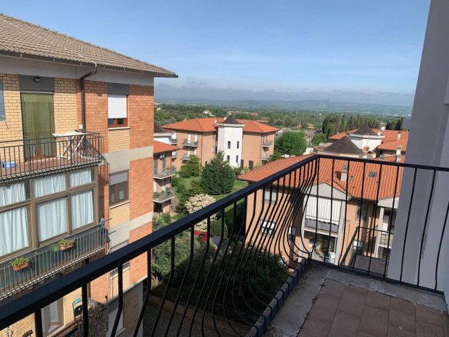 Appartamento in vendita a Viterbo