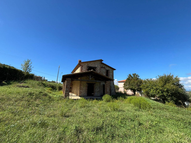Casa singola in vendita a Montecchio