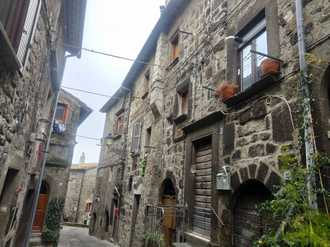 Palazzo Nobiliare in vendita a Vitorchiano