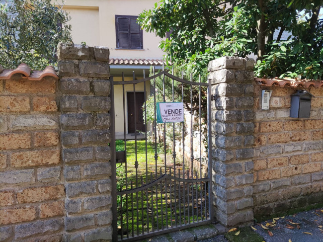 Villette a schiera in vendita a Vignanello