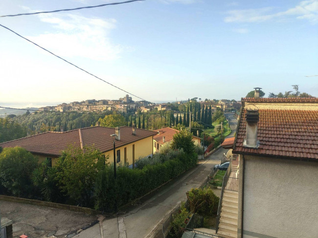 Casa singola in vendita a Amelia