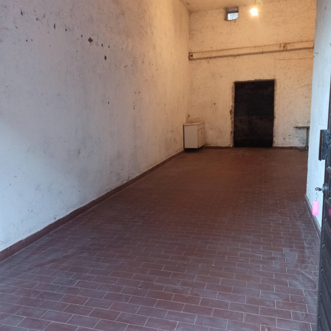 Box o garage in vendita a Soriano nel Cimino