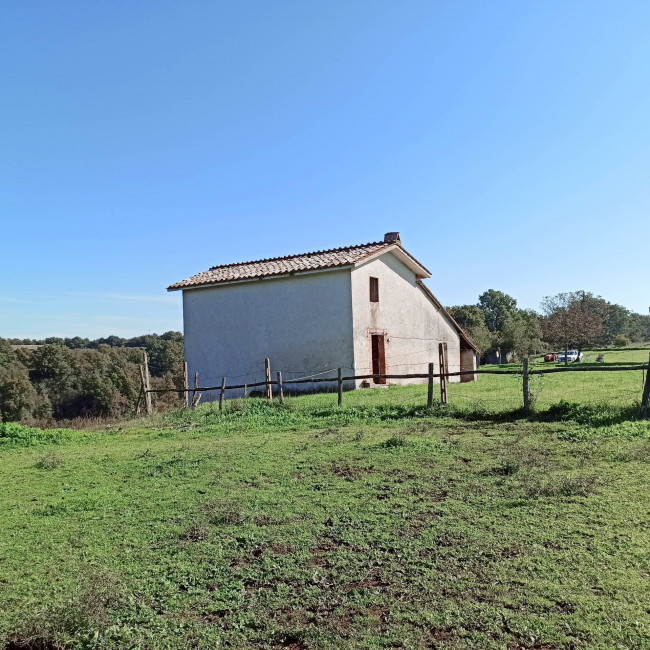 Casa singola in vendita a Soriano nel Cimino