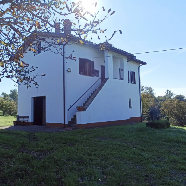 Casa singola in vendita a Soriano nel Cimino