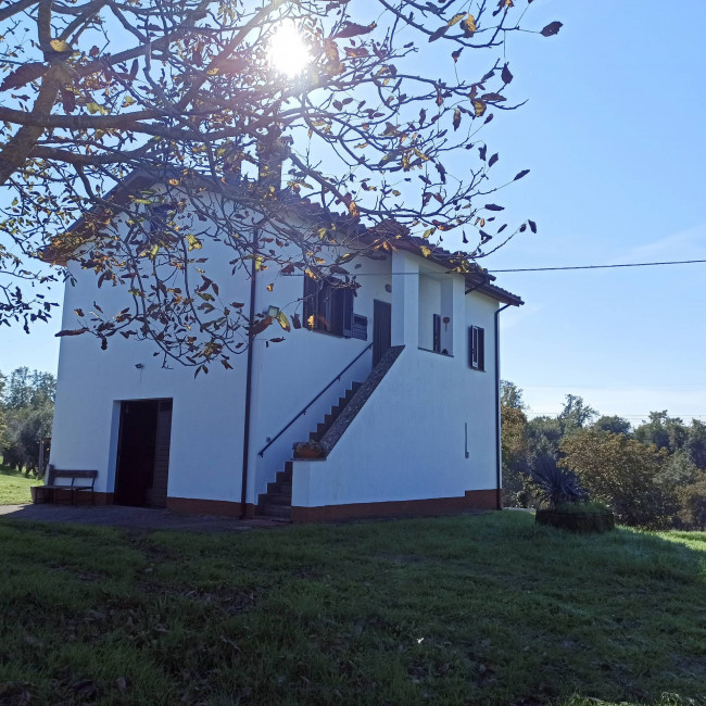 Casa singola in vendita a Soriano nel Cimino
