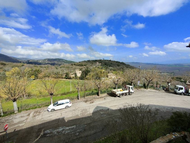 Appartamento in vendita a Avigliano Umbro