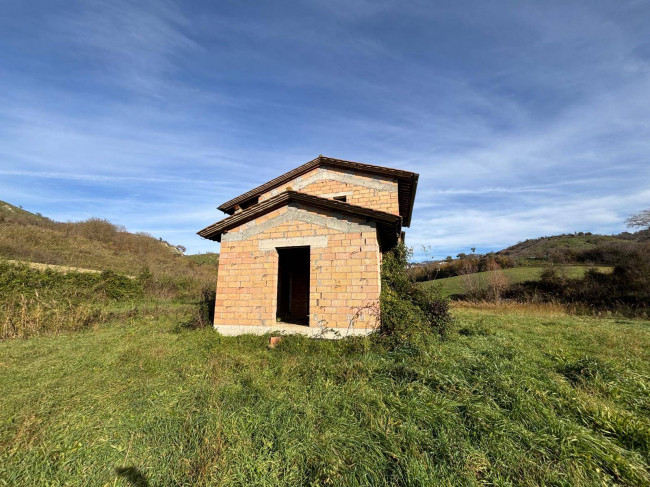 Rustico in vendita a Guardea