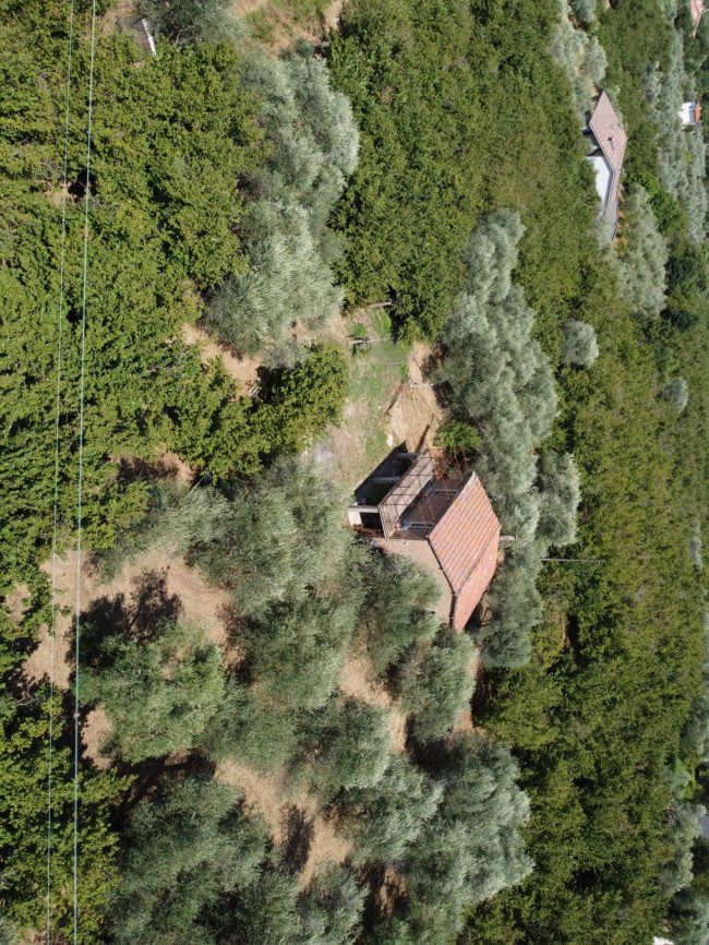 Magazzino in vendita a Soriano nel Cimino