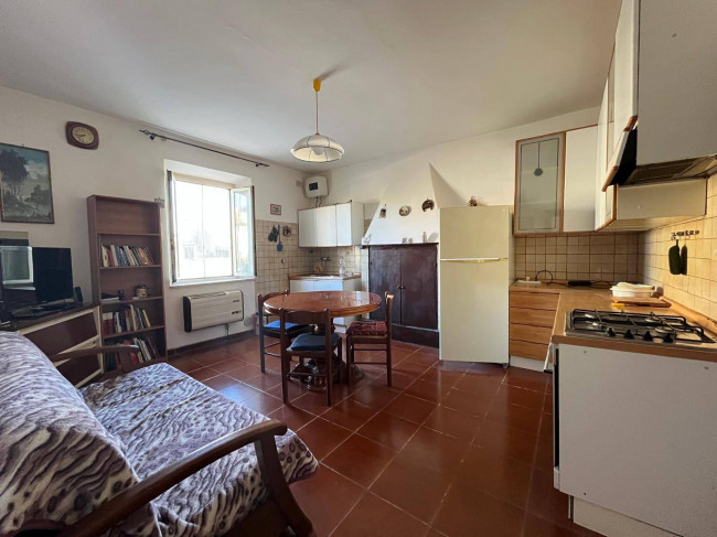 Appartamento in vendita a Bassano in Teverina