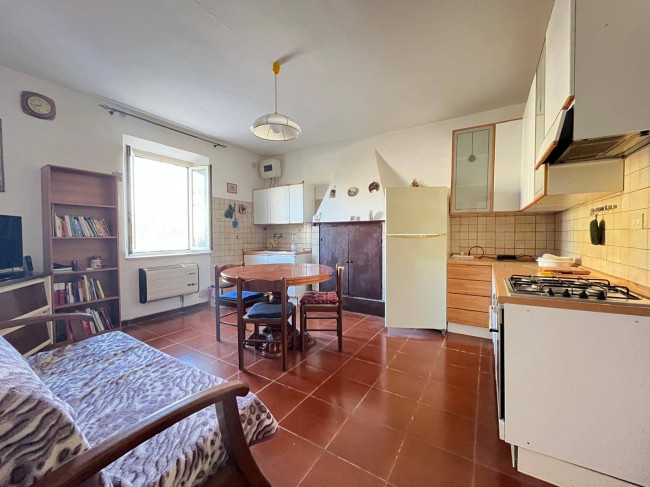 Appartamento in vendita a Bassano in Teverina