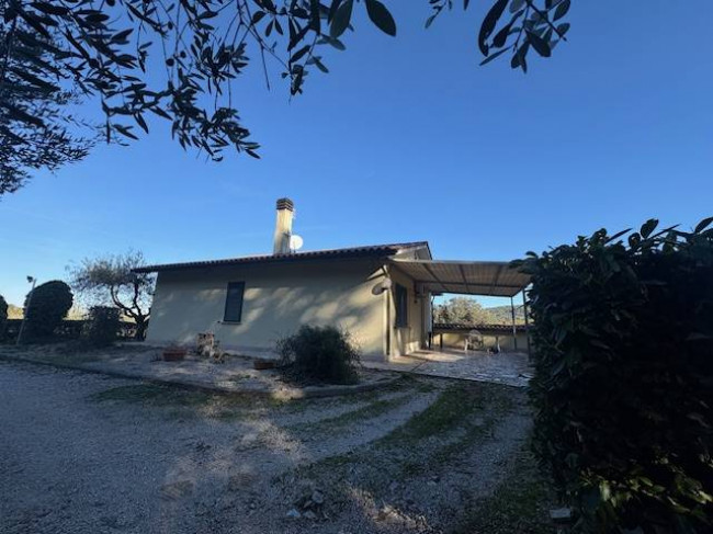 Casa singola in vendita a Narni