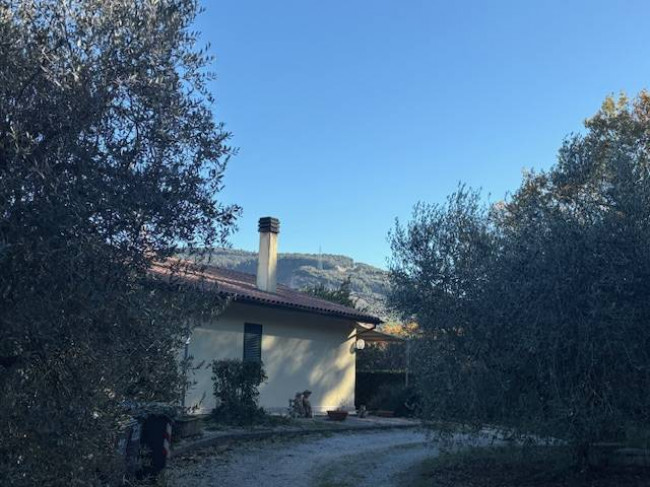 Casa singola in vendita a Narni