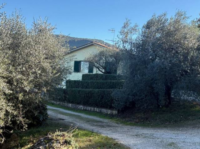 Casa singola in vendita a Narni