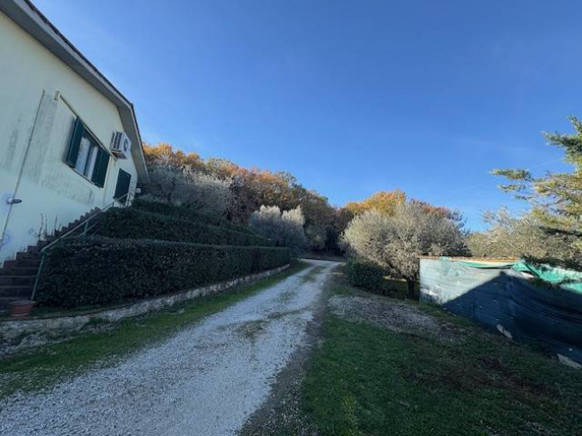 Casa singola in vendita a Narni