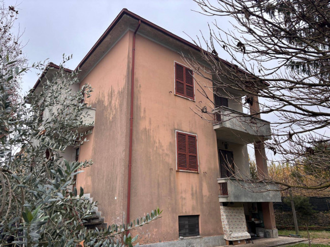 Casa singola in vendita a Amelia