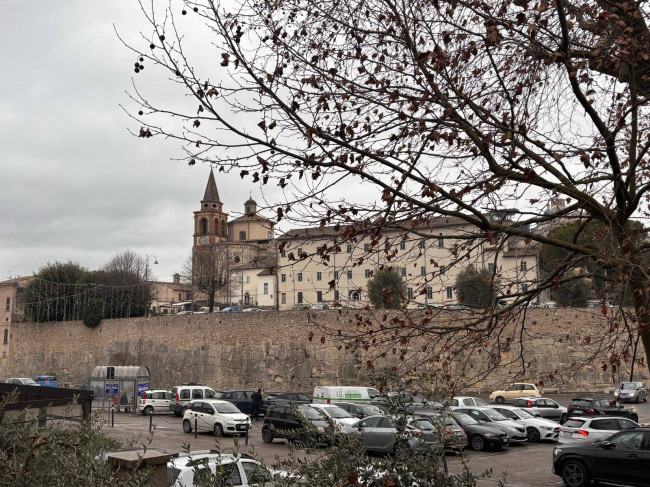 Casa singola in vendita a Amelia