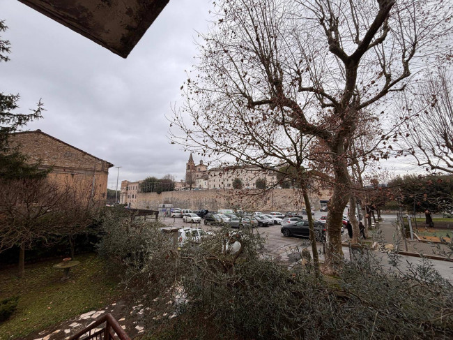 Casa singola in vendita a Amelia