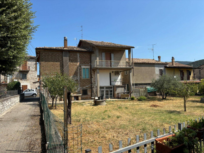 Casa singola in vendita a Guardea