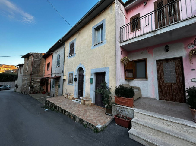 Appartamento in vendita a Vasanello