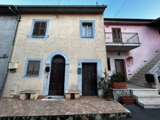 Appartamento in vendita a Vasanello